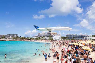 Airplane Sint-Maarten Saint-Martin Maho-Beach Picture