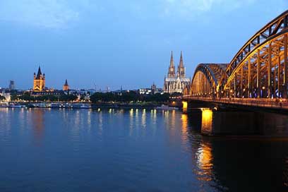 Cologne  Hohenzollern-Bridge Cologne-Cathedral Picture