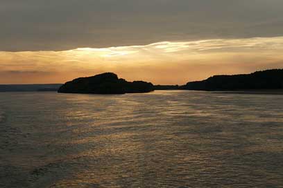 Serbia River River-Cruise Danube Picture